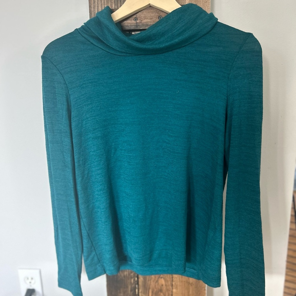 Banana Republic sweater